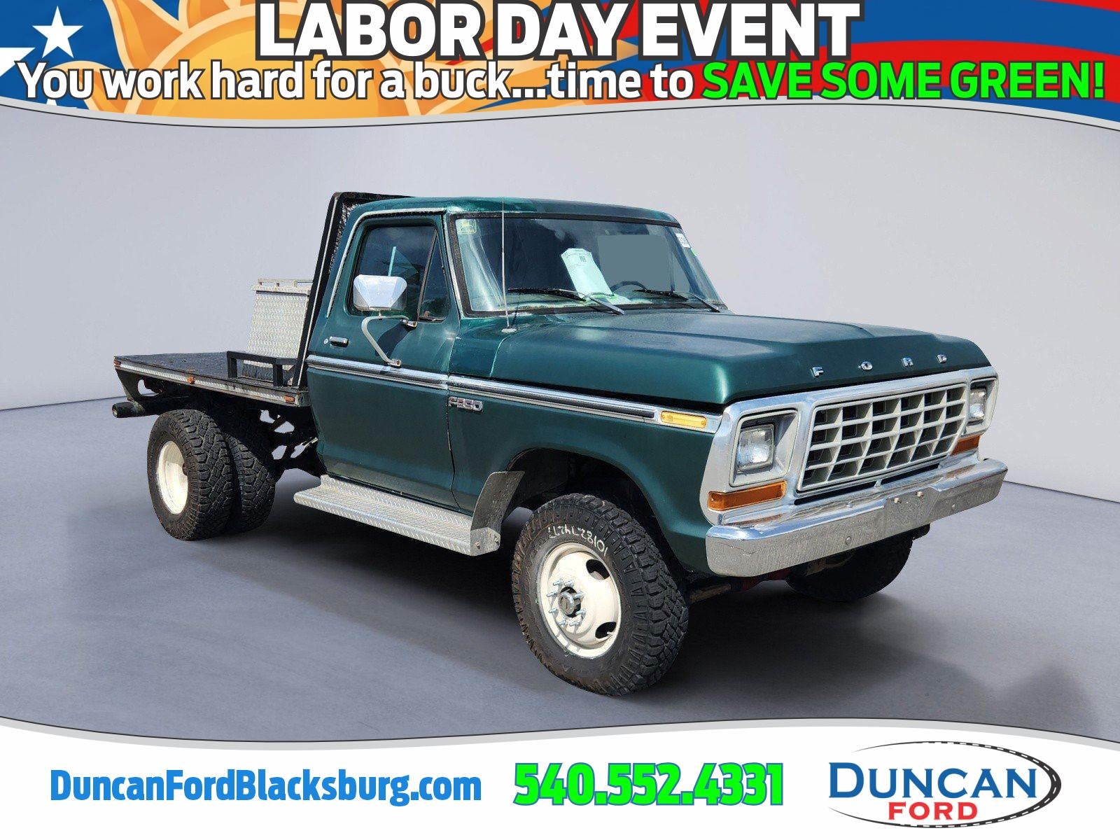 1979 Ford F350 PU in Green — front three-quarter view