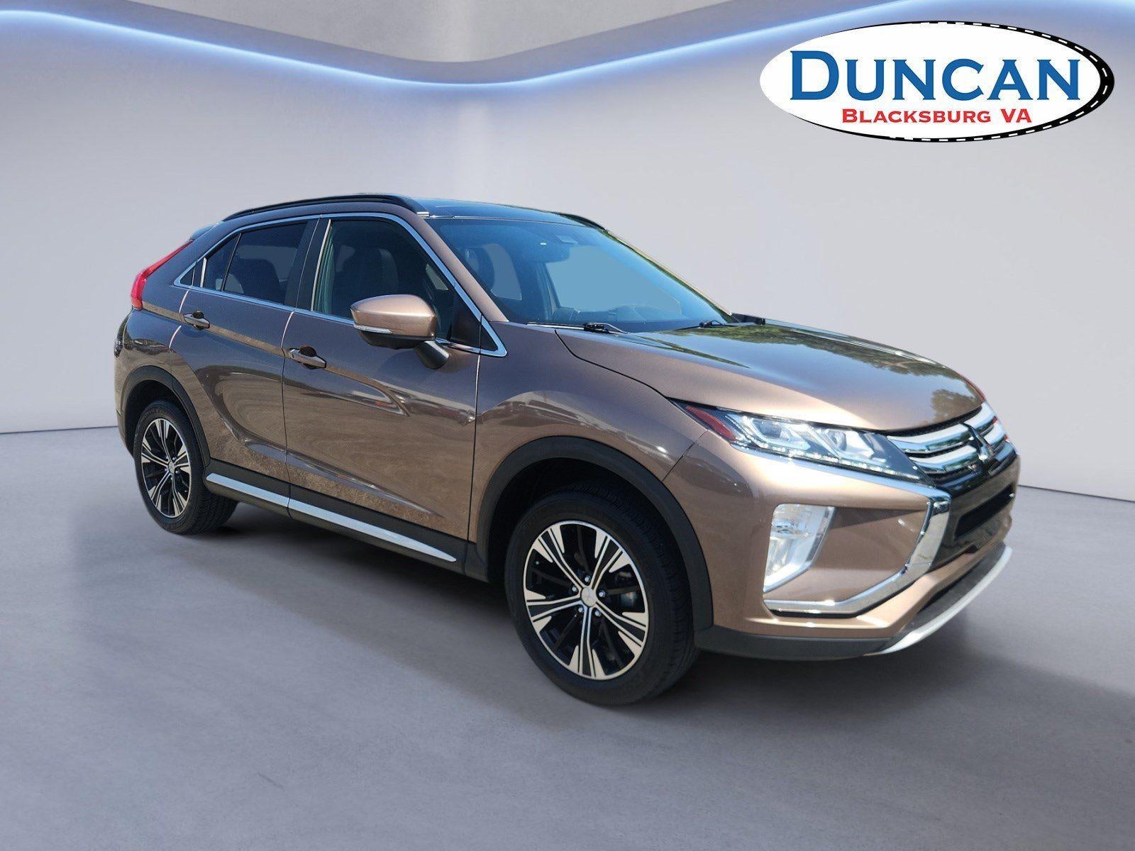 2020 Mitsubishi Eclipse Cross SEL in Alloy Silver Metallic — front three-quarter view