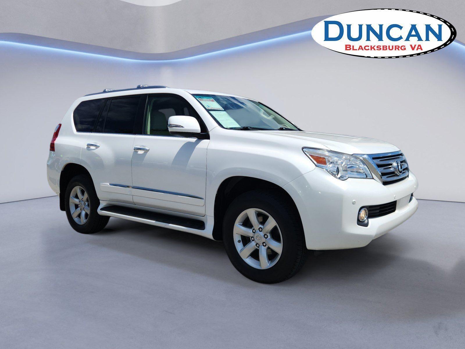 2013 Lexus GX 460 in Starfire Pearl — front three-quarter view