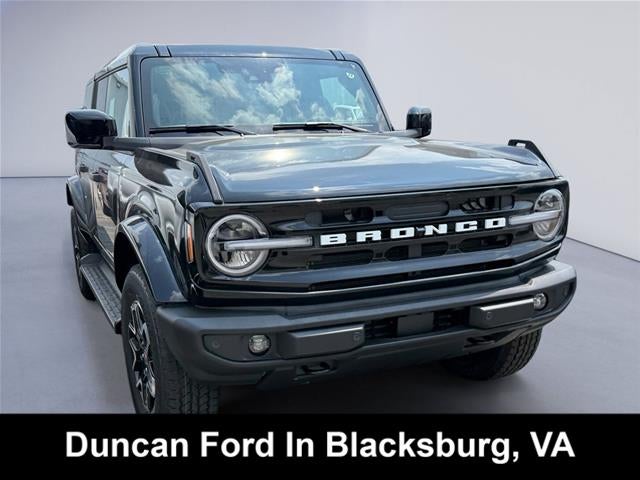 2026 Ford Bronco Outer Banks in Shadow Black — front three-quarter view